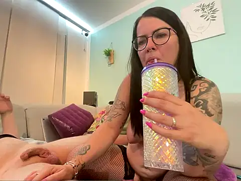annalea85's Live Sex Cam Show