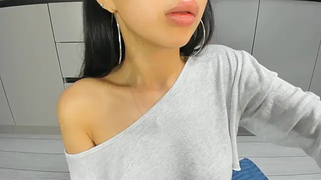 Mia_Meow_'s Live Sex Cam Show