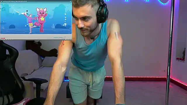 Mikev's Live Sex Cam Show
