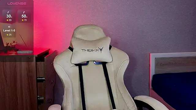 meow_eva's Webcam Show