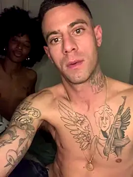 twinbrbr's Live Sex Cam Show
