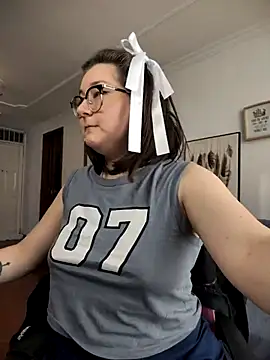 HunnyyLove's Live Sex Cam Show