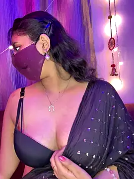 Its_hartqueen's Webcam Show