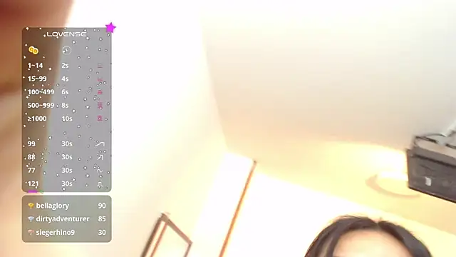 Cassie_andrews_'s Webcam Show