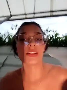 Ary-18's Live Sex Cam Show