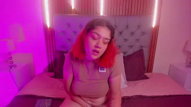 Niaa_Stark's Live Sex Cam Show