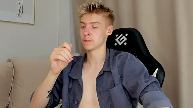 MrSexyCum4U's Live Sex Cam Show