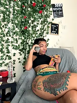 butterflybootyy's Live Sex Cam Show