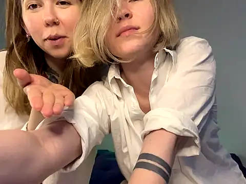 AsgardPrincesses' Webcam Show