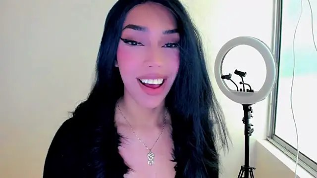 NickyDragun's Webcam Show