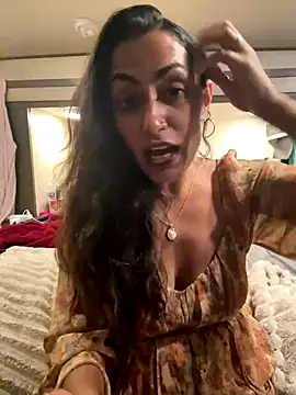YourQueen18's Live Sex Cam Show