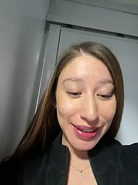 roouse's Live Chat Room