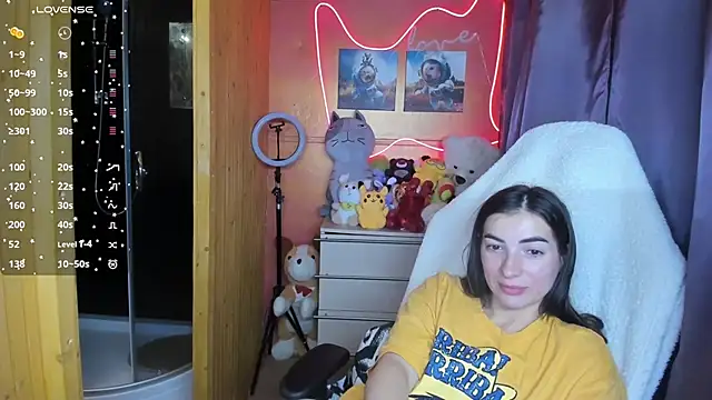 Fiery_Brunette_'s Webcam Show
