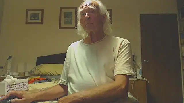 WaverlyKernow's Webcam Show