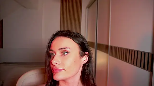 MissLexxxi webcam show