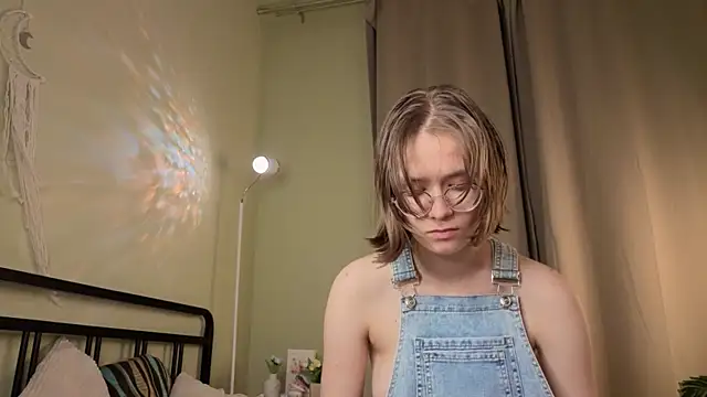 LinnGee's Webcam Show