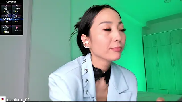 1reisatumi_ 网络视讯表演