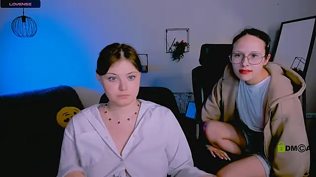 nikole_kitt's Webcam Show
