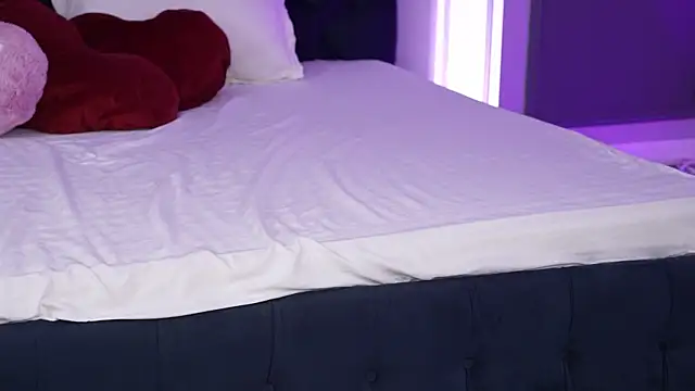 LalaRoze's Webcam Show