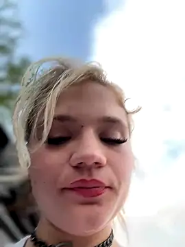 Cutiepiespanks' Webcam Show