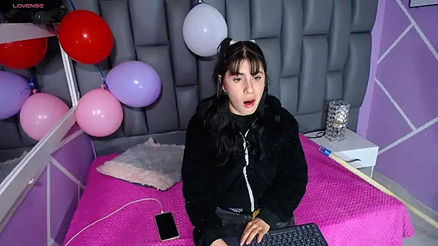 isabella_ny's Webcam Show