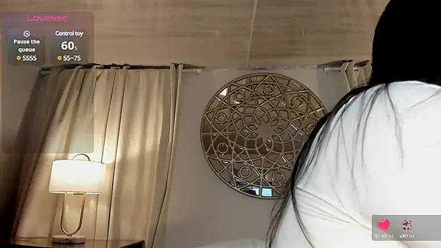 Belliinda_21's Webcam Show
