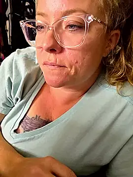 julimonroe's Webcam Show