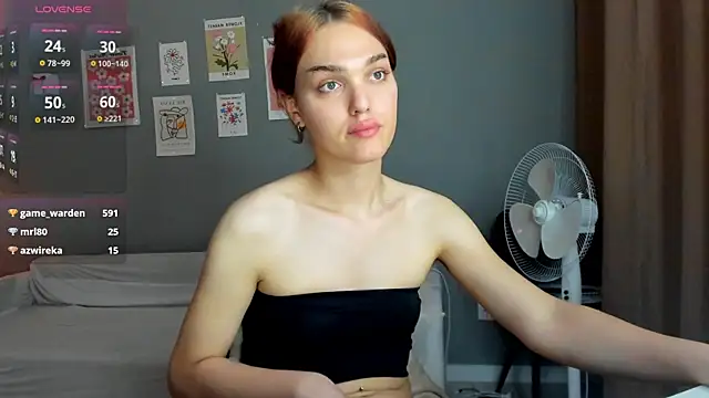 emiliarouds' Live Sex Cam Show