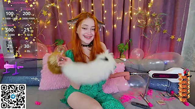 Moxy_Foxy's Webcam Show