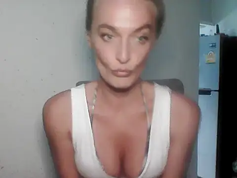 DannyAndKiki's Webcam Show