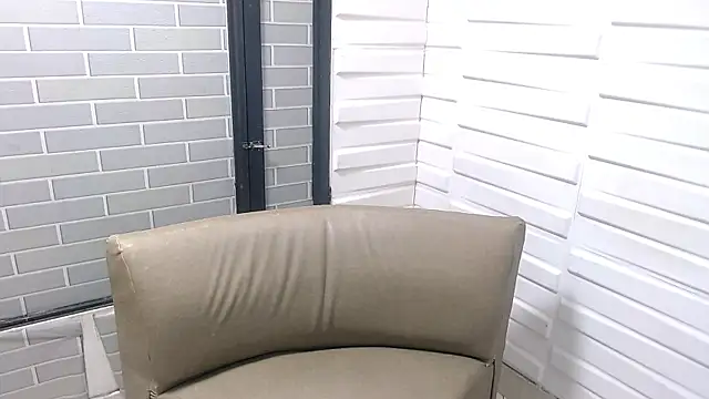 Chat ao vivo de Adrian_Brooks_