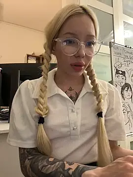 babydolll's Live Sex Cam Show