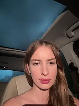 EvieEvans' Live Chat Room