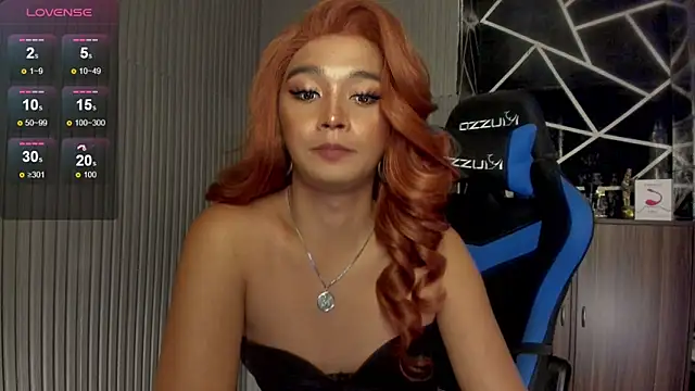 Show webcam de TrinityFucksYou