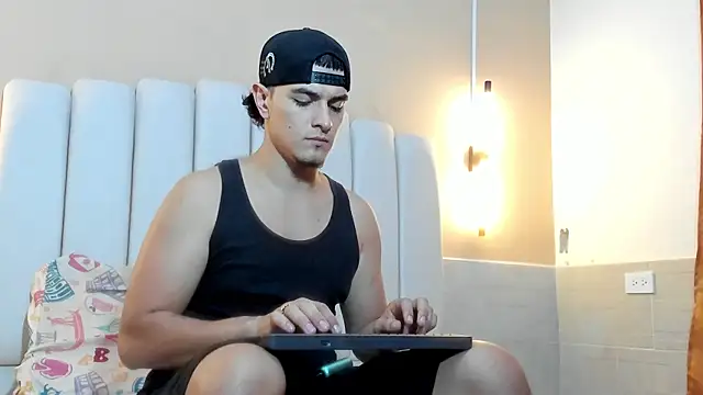 DAVID_VICTORIAA's Webcam Show