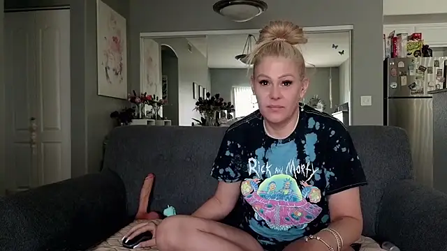 Lexi_Shocker's Live Sex Cam Show