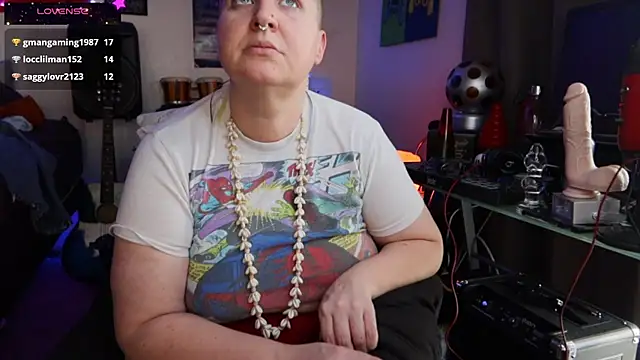 BellaBlueBBW Show Webcam