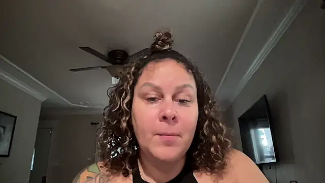 number1slut's Live Sex Cam Show