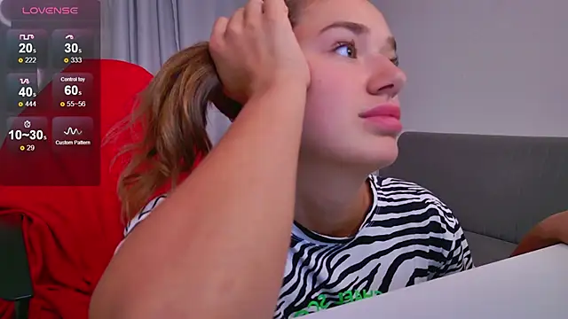 LovelyJessie's Webcam Show