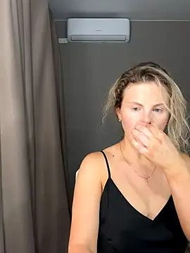 sirena124's Webcam Show