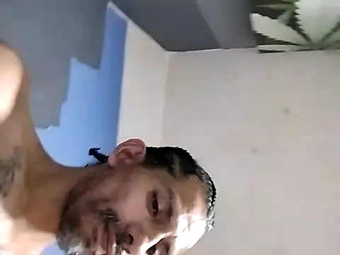 2LatinoUncutPARTY's Webcam Show