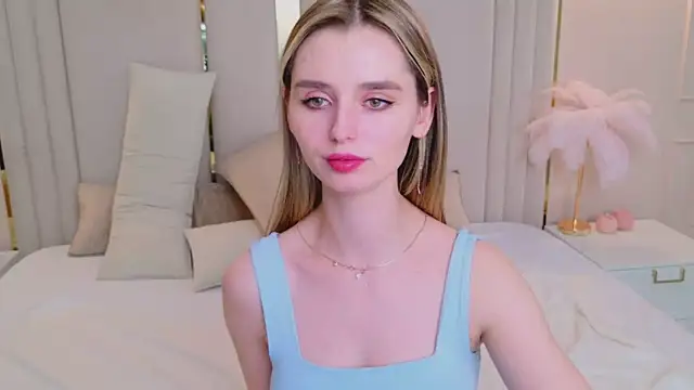 MarybethSnow's Webcam Show