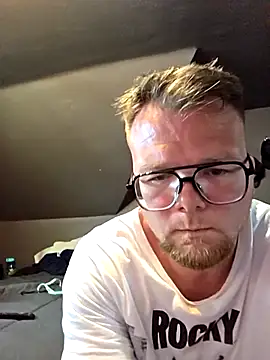Travman91's Webcam Show