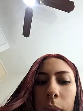 Jazmin-Cerezita's Webcam Show