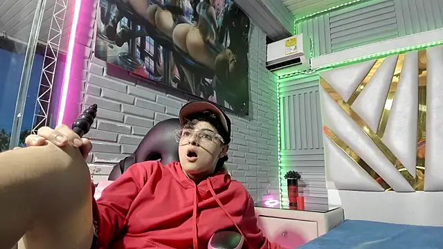 kari_daka's Webcam Show