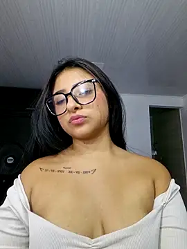 Izza_Sweet's Webcam Show