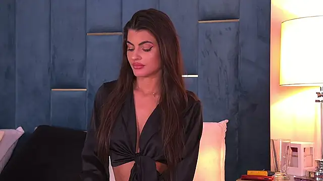 YasminaMoon's Webcam Show
