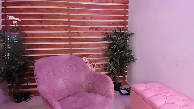 Laura_Bonnet_'s Webcam Show