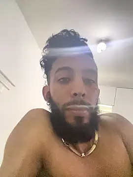 Zyan_Moratto's Live XXX Chat
