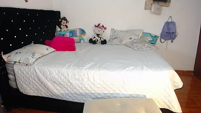BellaKarla 网络视讯表演